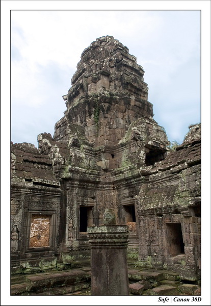 2006 - 07 - Temple angkor - Bantea Kdei 31